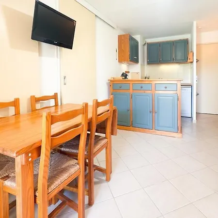 L Eden Croisette Nid Douillet En Bord De La Londe-les-Maures